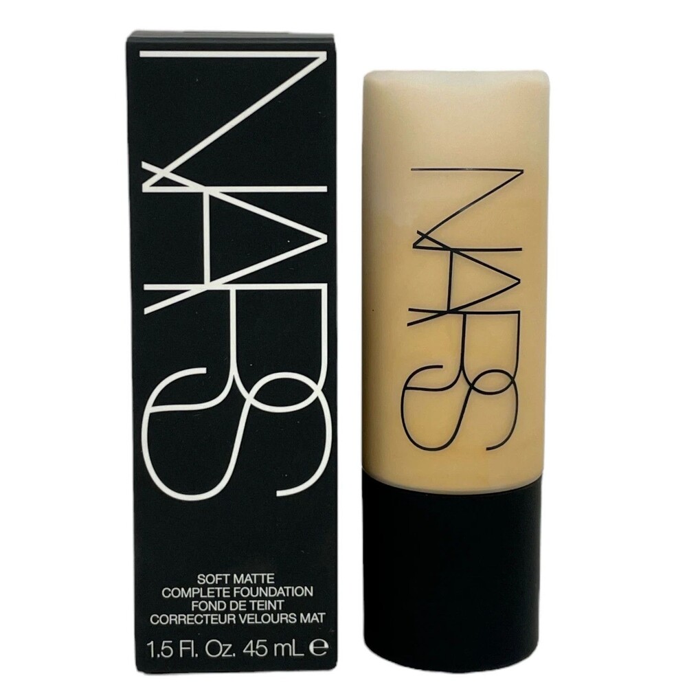 NIB NARS Soft Matte Complete Foundation - #3 GOBI 45ml/1.5oz